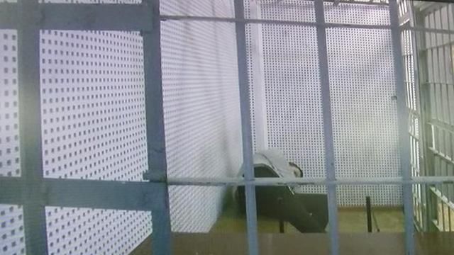 Савченко тримається, але їй весь день було погано, — адвокат Савченко тримається, але їй весь день було погано, — адвокат