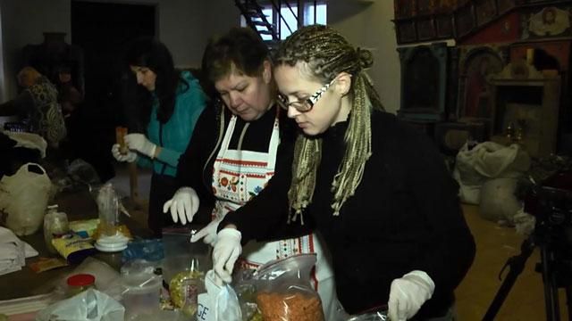 Сделано в Украине. Волонтеры — ангелы украинской армии Сделано в Украине. Волонтеры — ангелы украинской армии