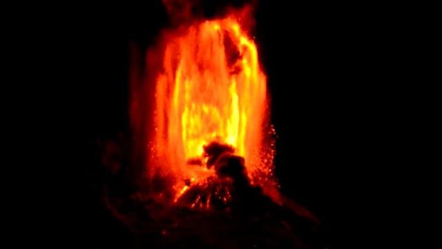 В Чили — извержение вулкана, эвакуированы почти 4 тысячи человек В Чили — извержение вулкана, эвакуированы почти 4 тысячи человек