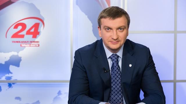 Про заборону фашизму і комунізму поговоримо з міністром юстиції Про заборону фашизму і комунізму поговоримо з міністром юстиції