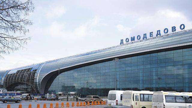 З аеропортів Москви масово виїжджають люди, які вивозять по 100-150 тисяч доларів, — Рабінович