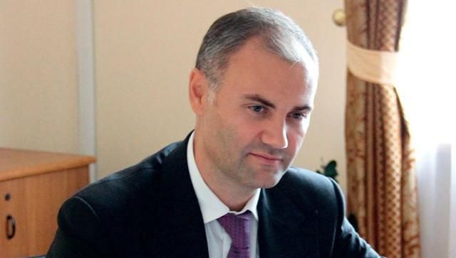 Нові подробиці затримання Колобова: в Іспанії за екс-міністром стежили близько місяця Нові подробиці затримання Колобова: в Іспанії за екс-міністром стежили близько місяця