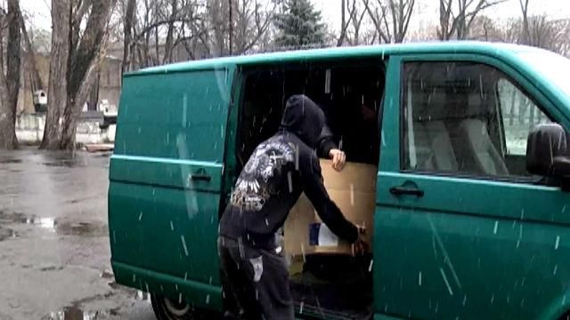 Латвійці та шведи передали гумдопомогу для дніпропетровських лікарень Латвійці та шведи передали гумдопомогу для дніпропетровських лікарень