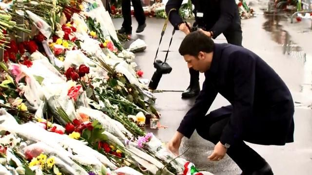 Італійський Прем’єр поклав квіти до місця вбивства Нємцова