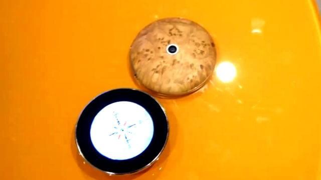 Американці створили кишеньковий "розумний" годинник Runcible
