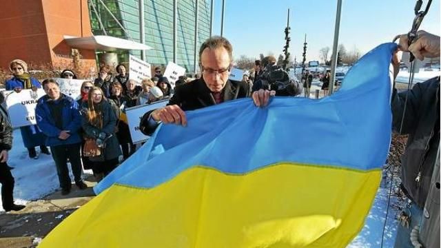 Украинский флаг будет развеваться над американским городом