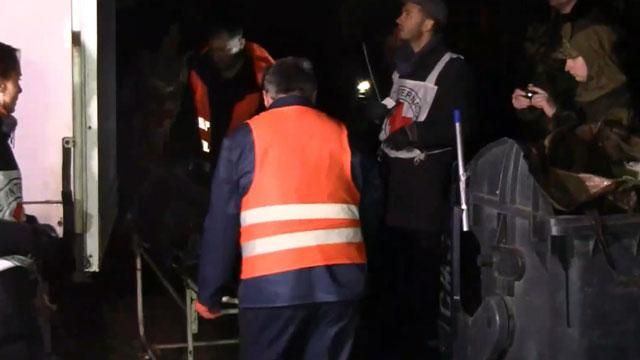 Террористы отдали тела 23 военных, которые погибли в Дебальцево Террористы отдали тела 23 военных, которые погибли в Дебальцево