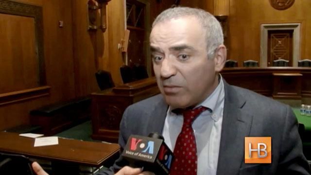 Поки є можливість зупинити Путіна — потрібно це робити, — Каспаров Поки є можливість зупинити Путіна — потрібно це робити, — Каспаров