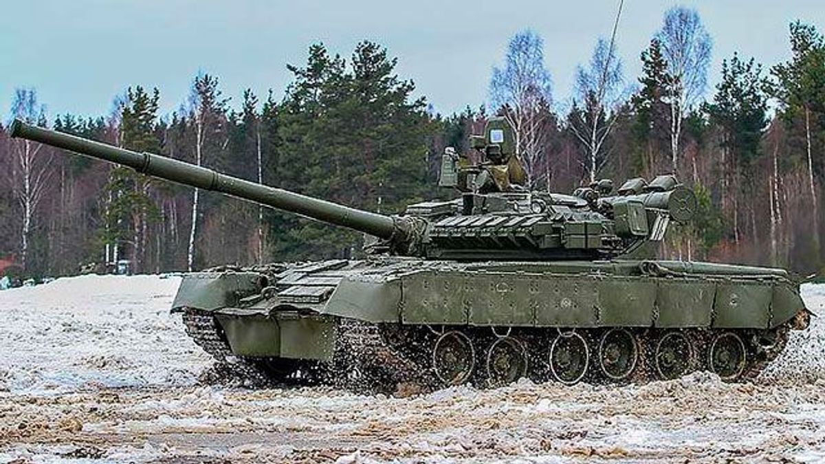 Авито т 80. Т-80бв. Танк т-80бв. Основной боевой танк т-80бв. Танки т-80 БВ.