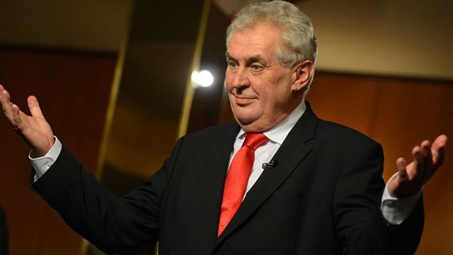 Сумнозвісний президент Чехії відзначатиме День перемоги разом з Путіним Сумнозвісний президент Чехії відзначатиме День перемоги разом з Путіним