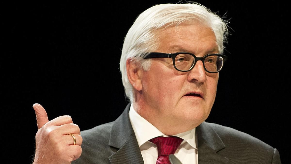 Штайнмаєр вважає, що ОБСЄ відтепер по-справжньому контролюватиме відведення озброєнь Штайнмаєр вважає, що ОБСЄ відтепер по-справжньому контролюватиме відведення озброєнь