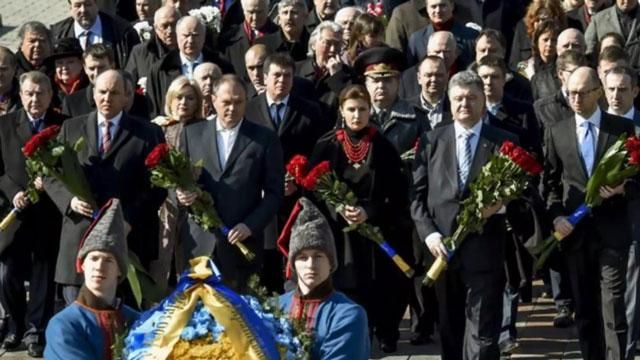 Найактуальніші фото 9 березня: в Україні вшанували Кобзаря, в Ригу прибула американська техніка