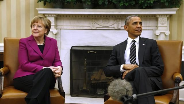 Обама пообещал Меркель не предоставлять Украине оружие, — немецкий посол