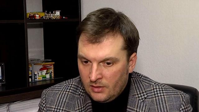 Через ціни на бензин українці масово переобладнують автівки на газ Через ціни на бензин українці масово переобладнують автівки на газ