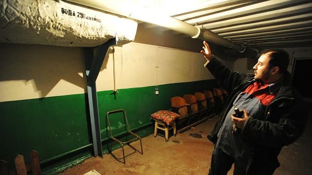 Маріупольці налякані гучними вибухами Маріупольці налякані гучними вибухами