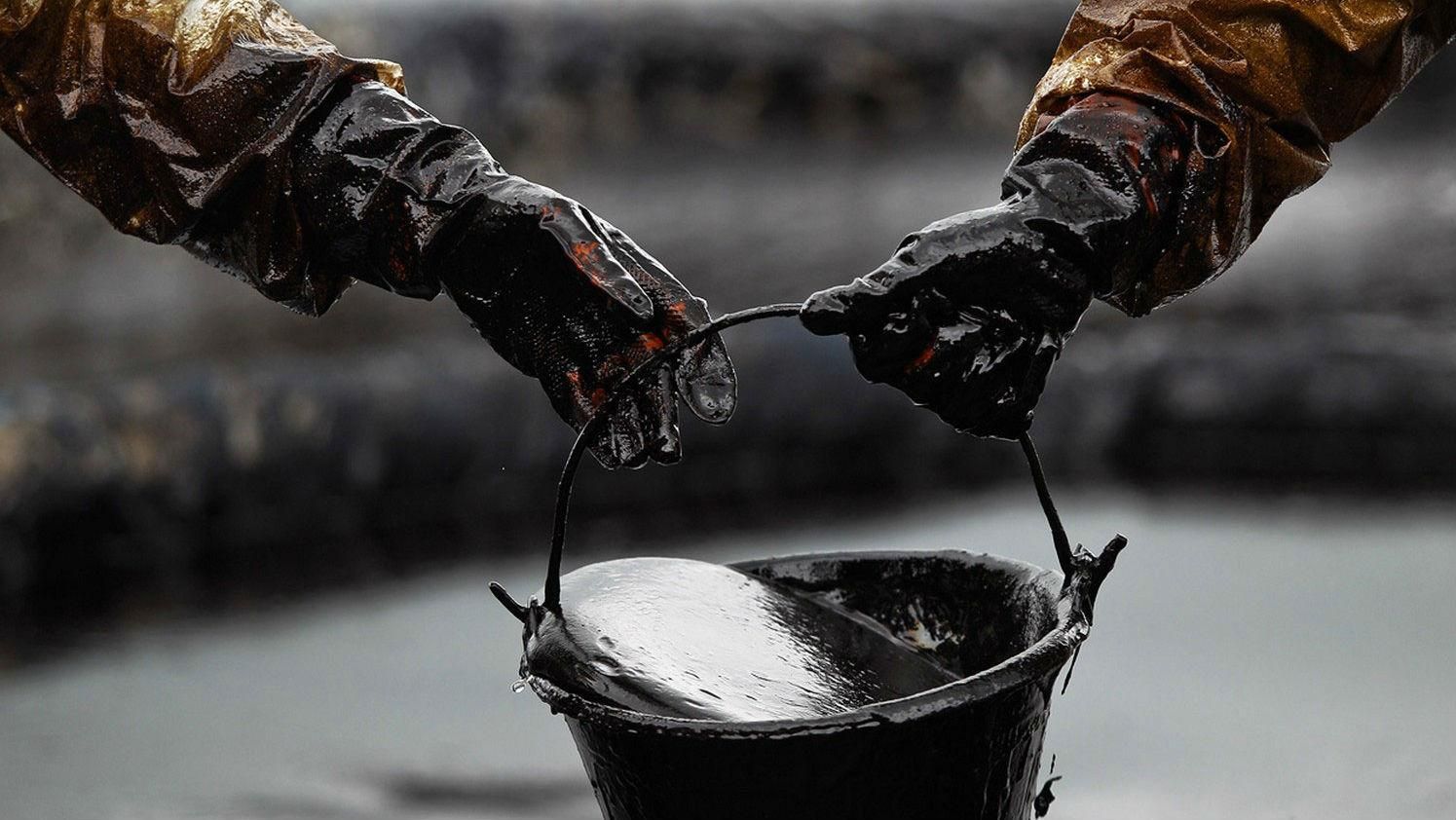 Для російських нафтовиків санкції страшніші за падіння цін - Fitch