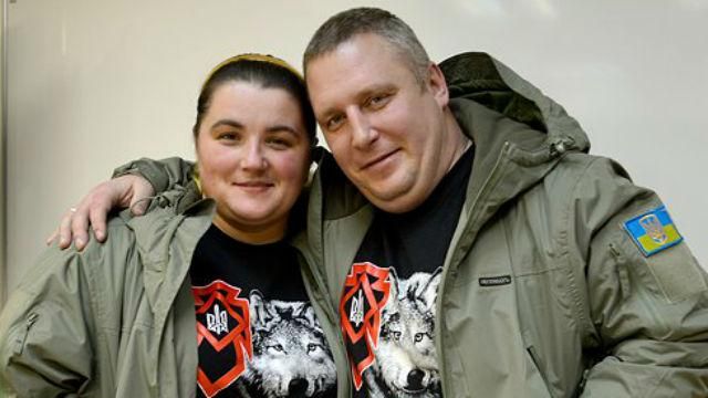 Стан комбата "Слобожанщини" покращується, натомість його дружина досі в комі Стан комбата "Слобожанщини" покращується, натомість його дружина досі в комі