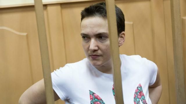 Савченко теряет вес, — сестра
