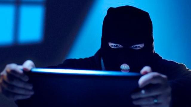 Россия запустила шпионские программы на компьютерах органов власти