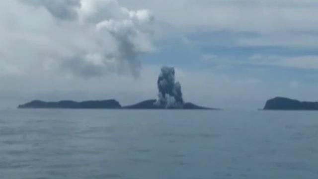 В Тихом океане нашли новый остров В Тихом океане нашли новый остров