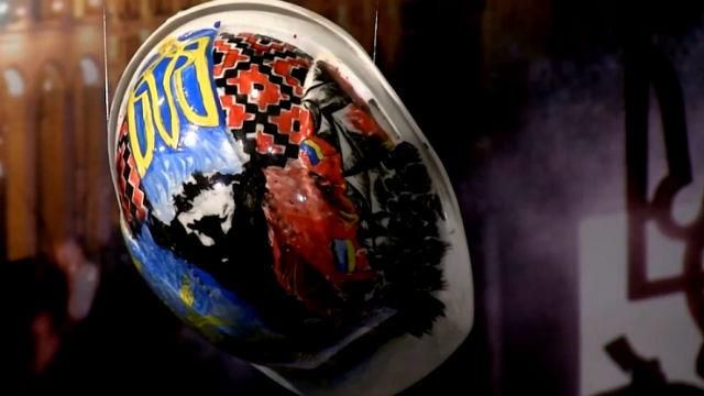 Бойцы АТО передали экспонаты в музей Великой Отечественной войны Бойцы АТО передали экспонаты в музей Великой Отечественной войны