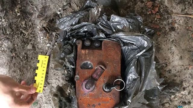 Міліція попередила підрив дамби в Артемівську Міліція попередила підрив дамби в Артемівську