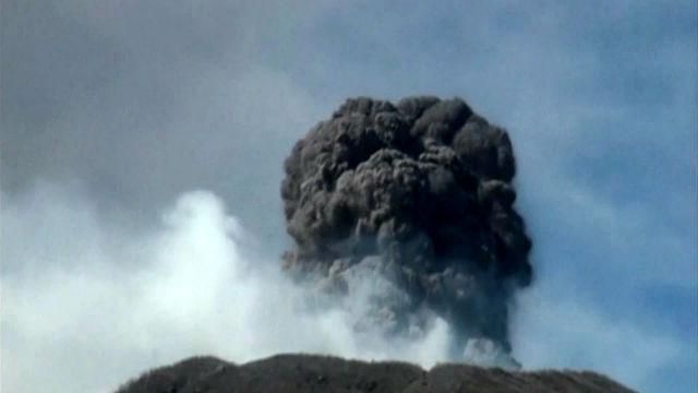 У Коста-Ріці — виверження вулкана, людей вже евакуйовують
У Коста-Ріці — виверження вулкана, людей вже евакуйовують