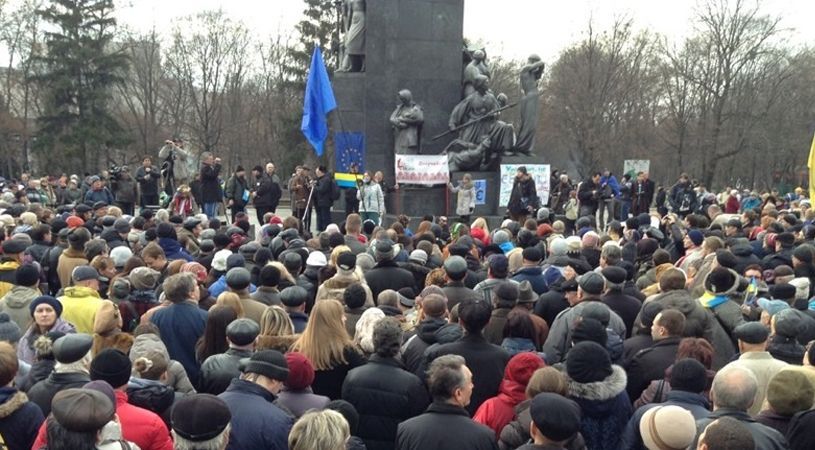 В Харькове суд не захотел запрещать проведение митингов