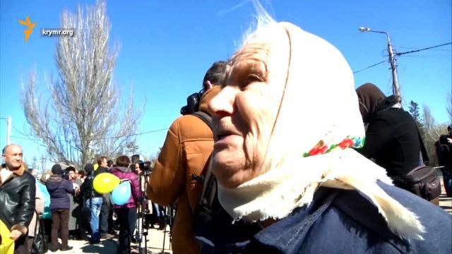 Ненавиджу цих окупантів, хочу вмерти в Україні, — старенька кримчанка