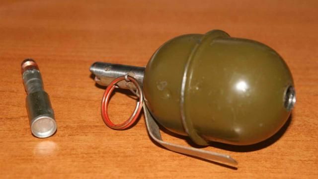 У Полтаві в будинку вибухнула граната. Двоє постраждалих у важкому стані У Полтаві в будинку вибухнула граната. Двоє постраждалих у важкому стані