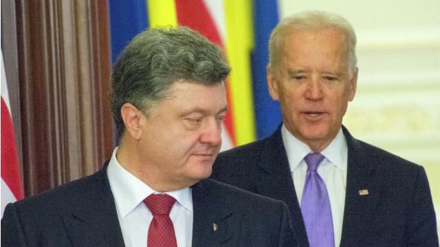Порошенко обсудил с Байденом предоставление американской помощи Порошенко обсудил с Байденом предоставление американской помощи