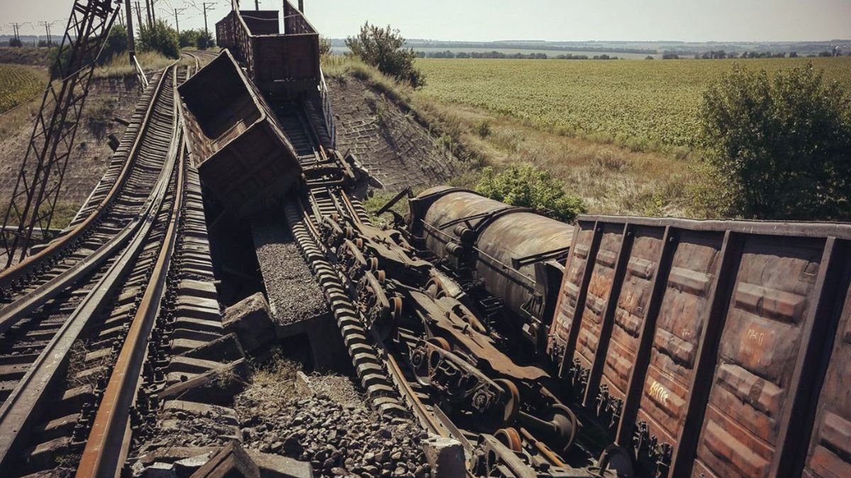 Бойовики знищили близько тисячі об’єктів інфраструктури "Укрзалізниці"