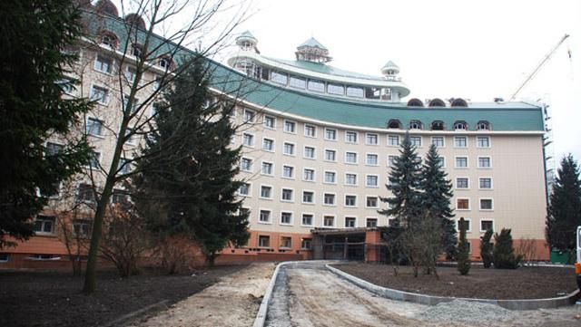 Прокуратура довела, що приміщення "Феофанії" привласнили незаконно Прокуратура довела, що приміщення "Феофанії" привласнили незаконно