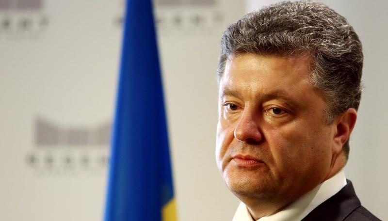 Порошенко: Обговорювати вступ України в НАТО зараз немає сенсу 