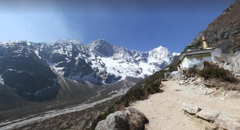 У сервісі панорамних зображень Google Street View з'явився Еверест 