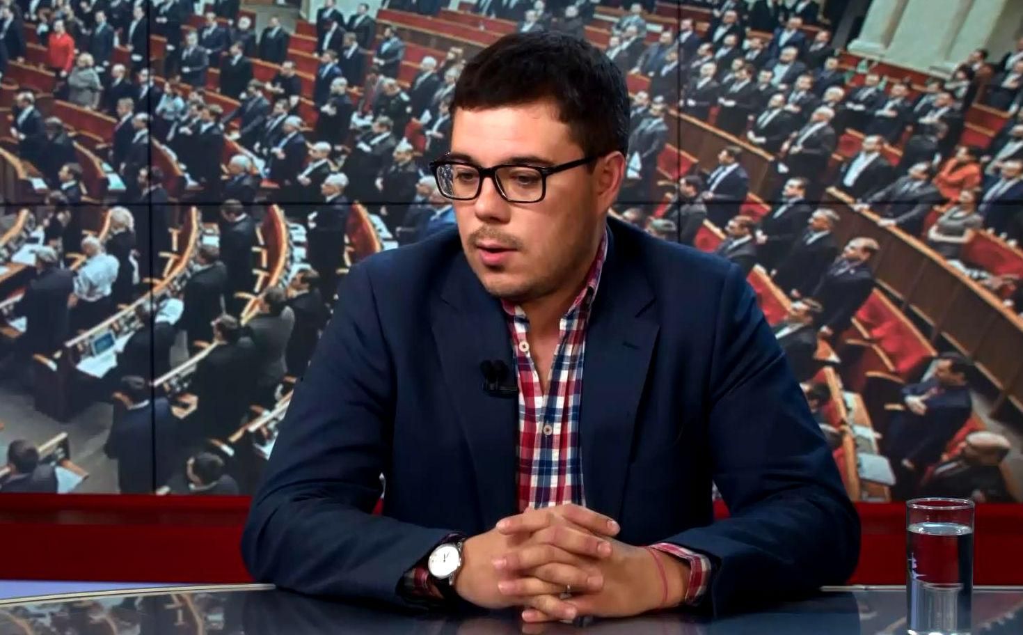 Процесс ввода миротворцев может затянуться на год, — политолог Процесс ввода миротворцев может затянуться на год, — политолог