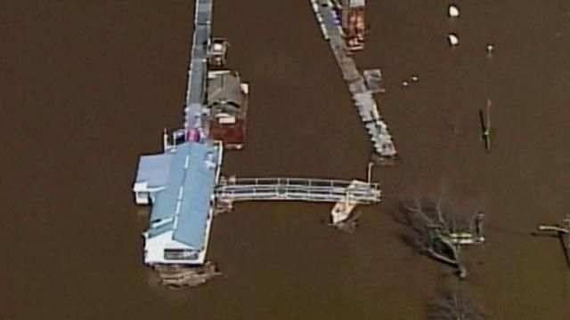 В США река Огайо вышла из берегов