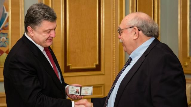 Известный экономист стал советником Порошенко Известный экономист стал советником Порошенко