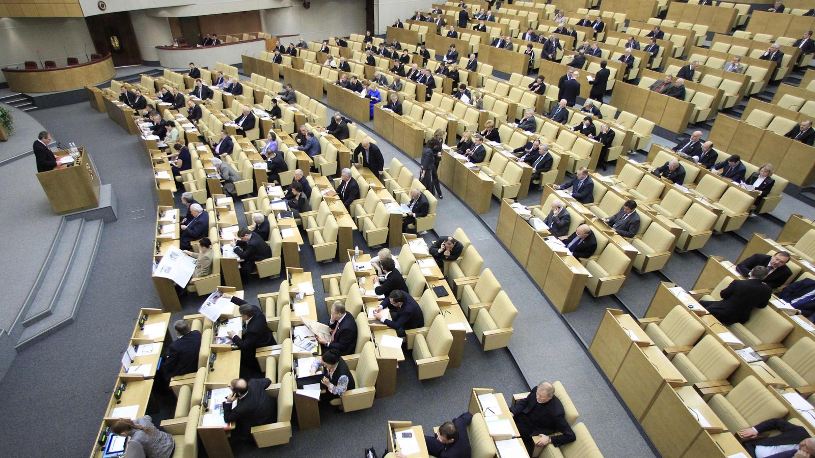 Лишь двое депутатов Госдумы почтили память Немцова