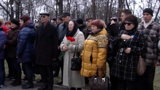 Митинг памяти по погибшим на Востоке прошел в Запорожье