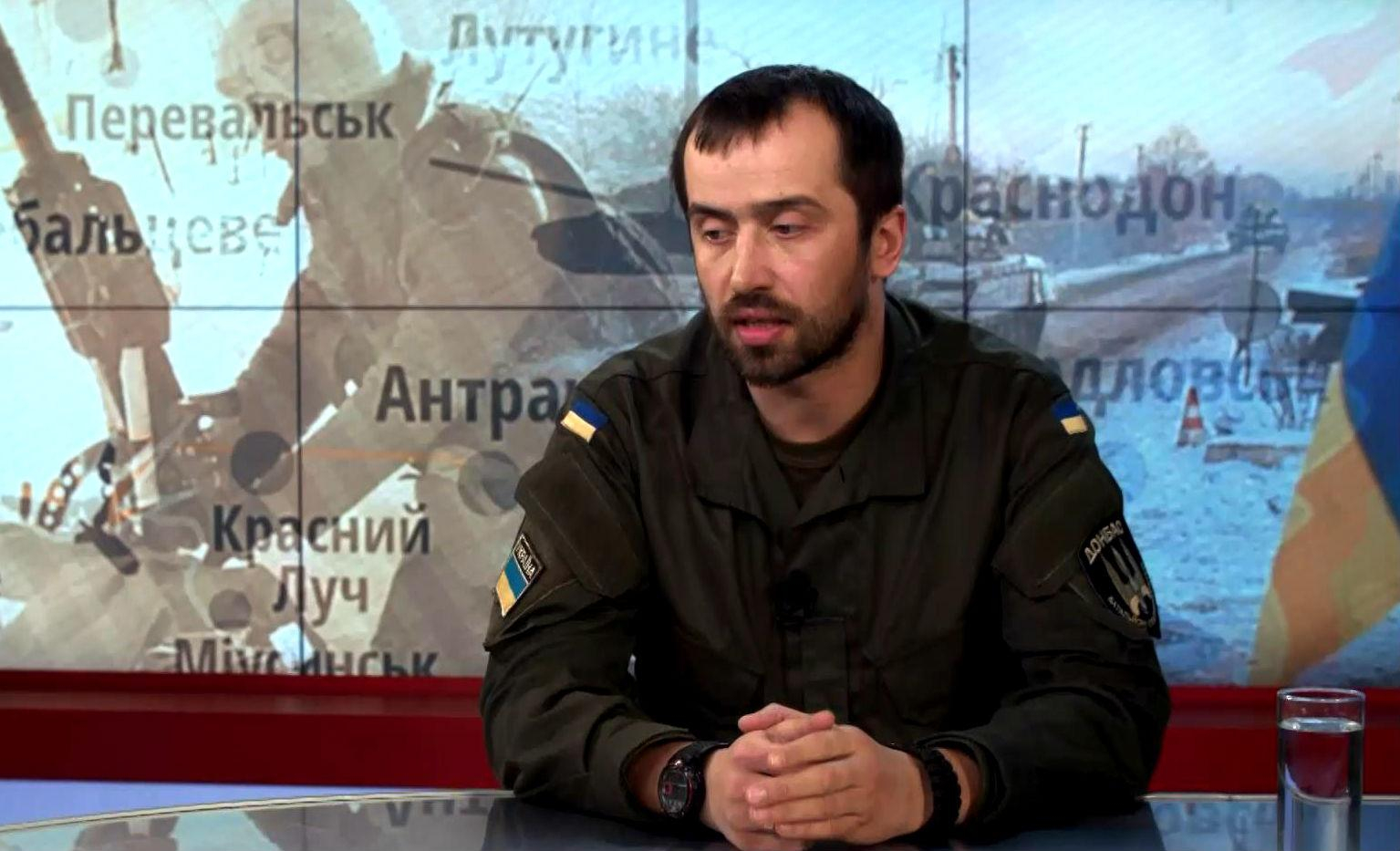 Яценюк не имеет права решать как помогать военным, — нардеп о проекте "Стена"