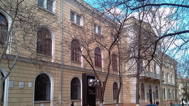 Скандал в Одесі: викладач  вдарив студента і обізвав "бандерівською гнидою"