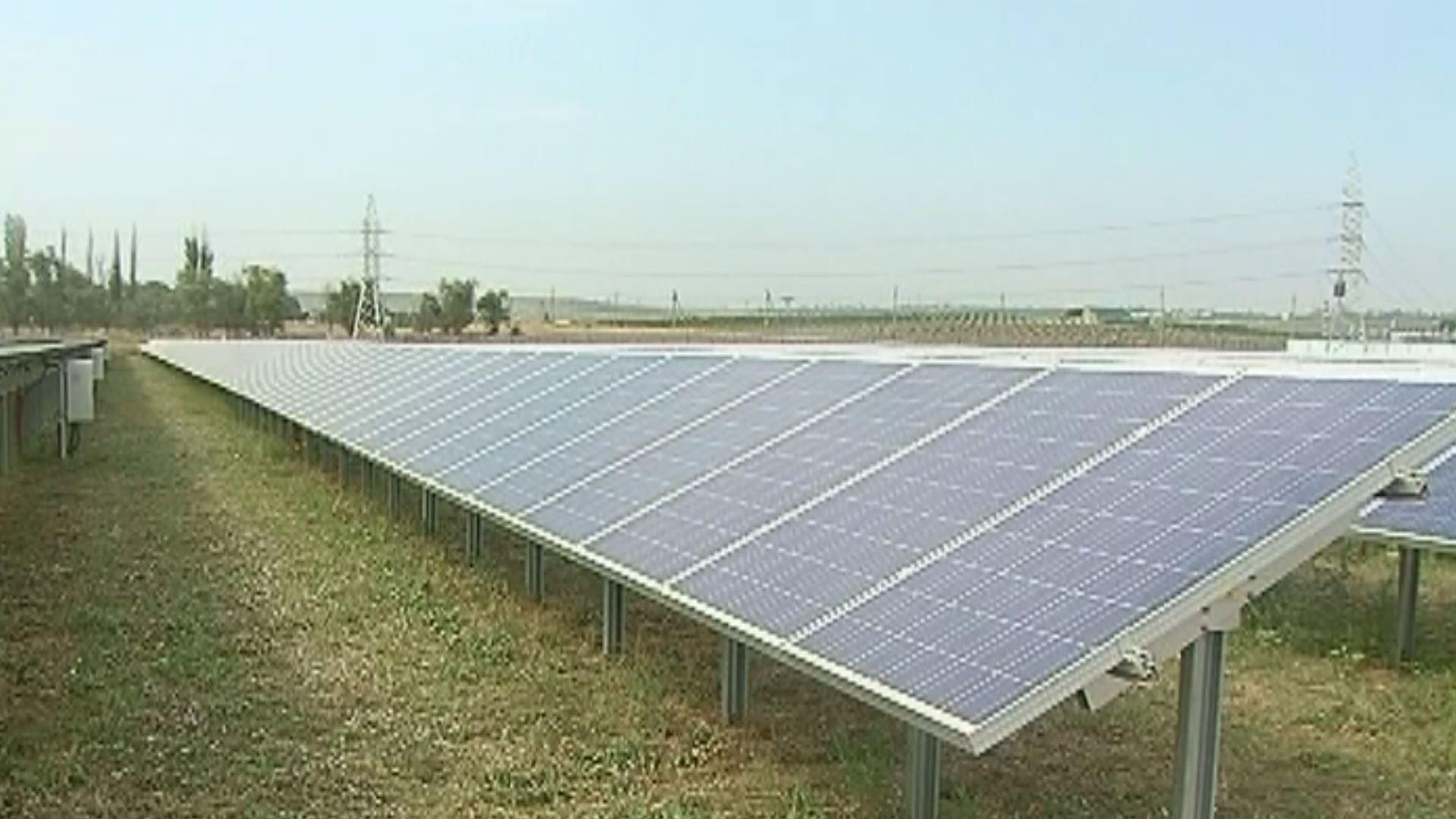 Китайські інвестори очікують від українського уряду роз'яснень щодо зеленого тарифу Китайські інвестори очікують від українського уряду роз'яснень щодо зеленого тарифу