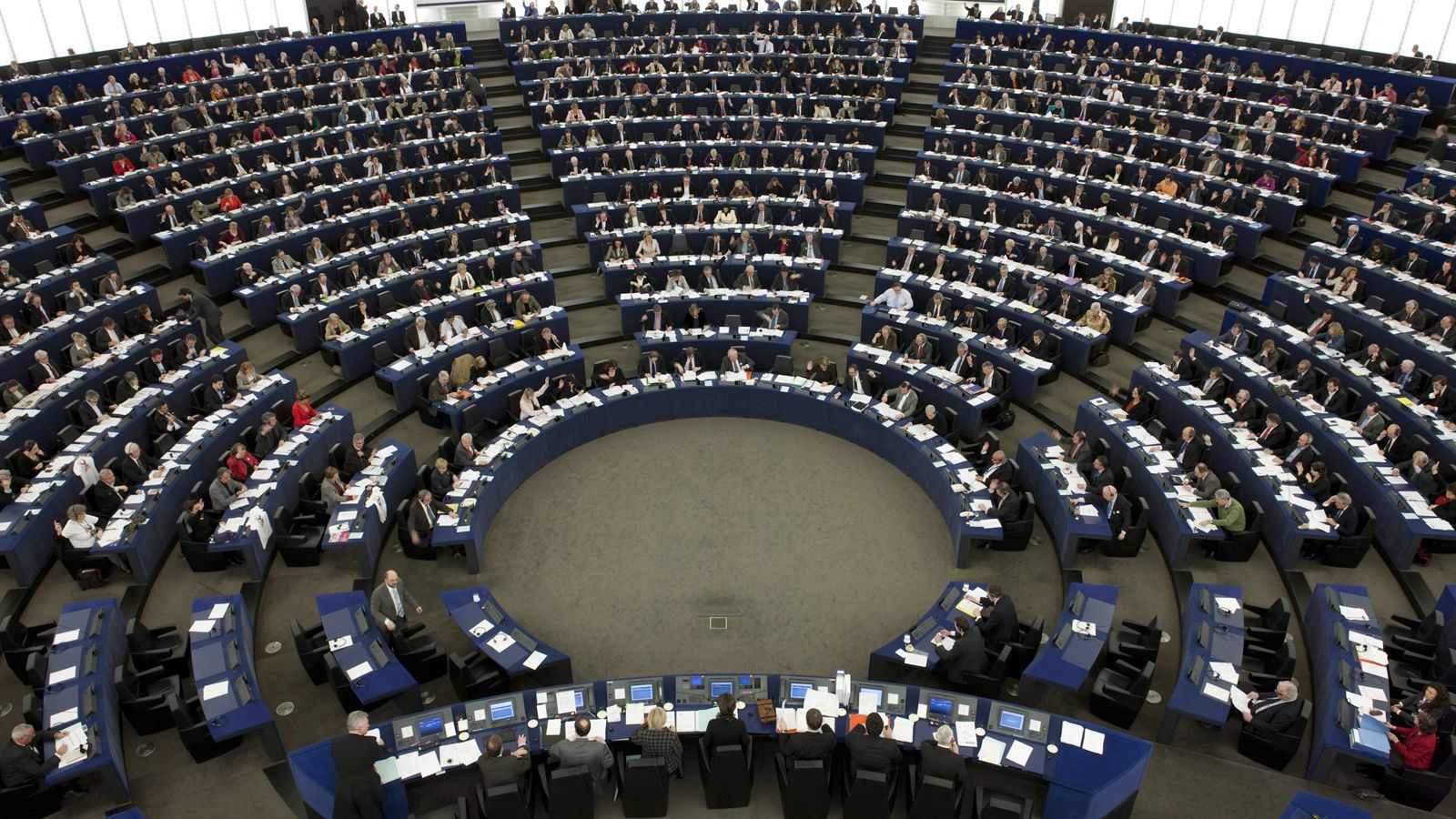 Комітет Європарламенту затвердив надання Україні 1,8 млрд євро допомоги Комітет Європарламенту затвердив надання Україні 1,8 млрд євро допомоги