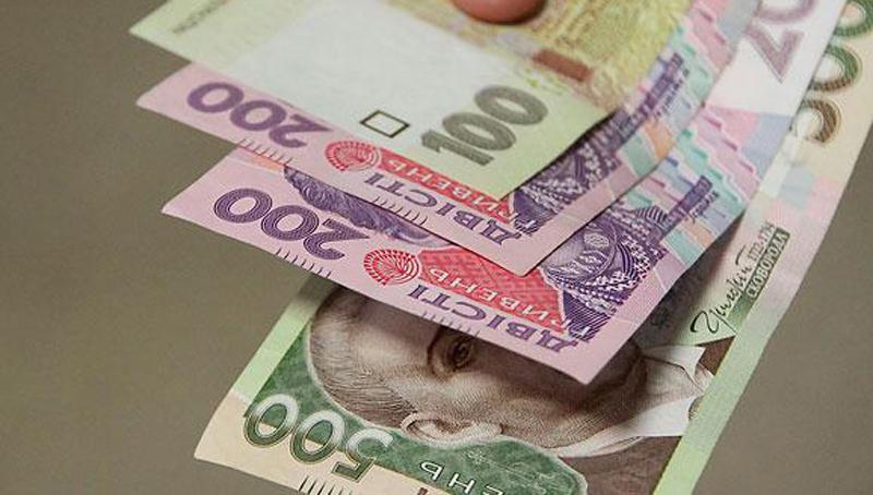 На межбанке укрепилась гривня