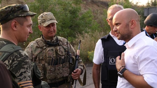 Боевики держат в заложниках около тысячи гражданских, — Тандит Боевики держат в заложниках около тысячи гражданских, — Тандит