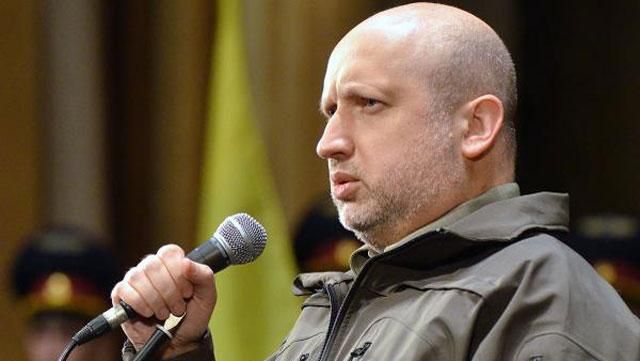 Путін готується до нової агресії, — Турчинов Путін готується до нової агресії, — Турчинов