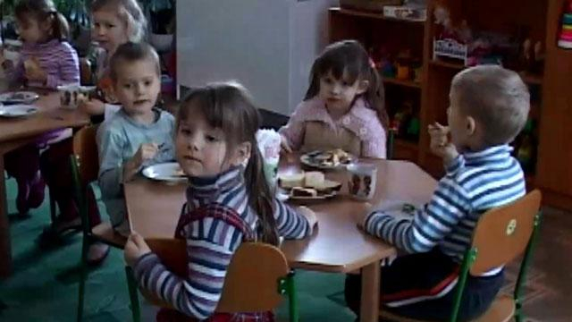 Киевсовет уравнял в правах государственные и частные учебные заведения