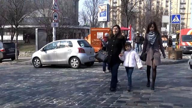 Щороку в Україні у ДТП гине близько 7 тисяч людей Щороку в Україні у ДТП гине близько 7 тисяч людей