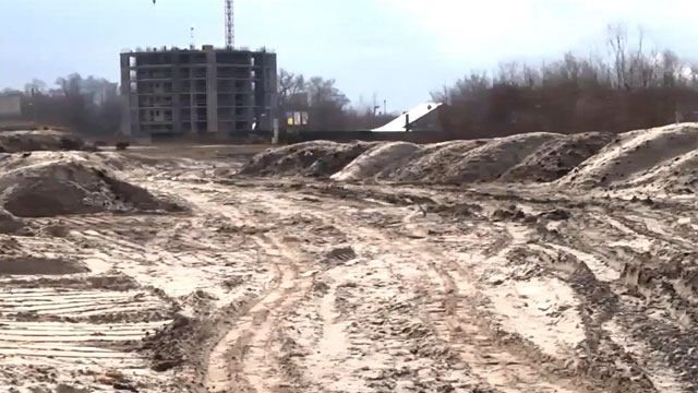 В Киевсовете смогли приостановить решение о выделении земли возле Днепра